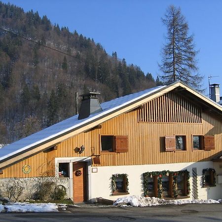 Gîte des Moulins Samoëns Extérieur photo