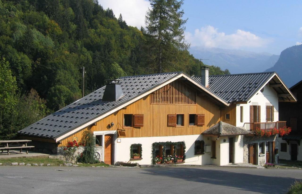 Gîte des Moulins Samoëns Extérieur photo